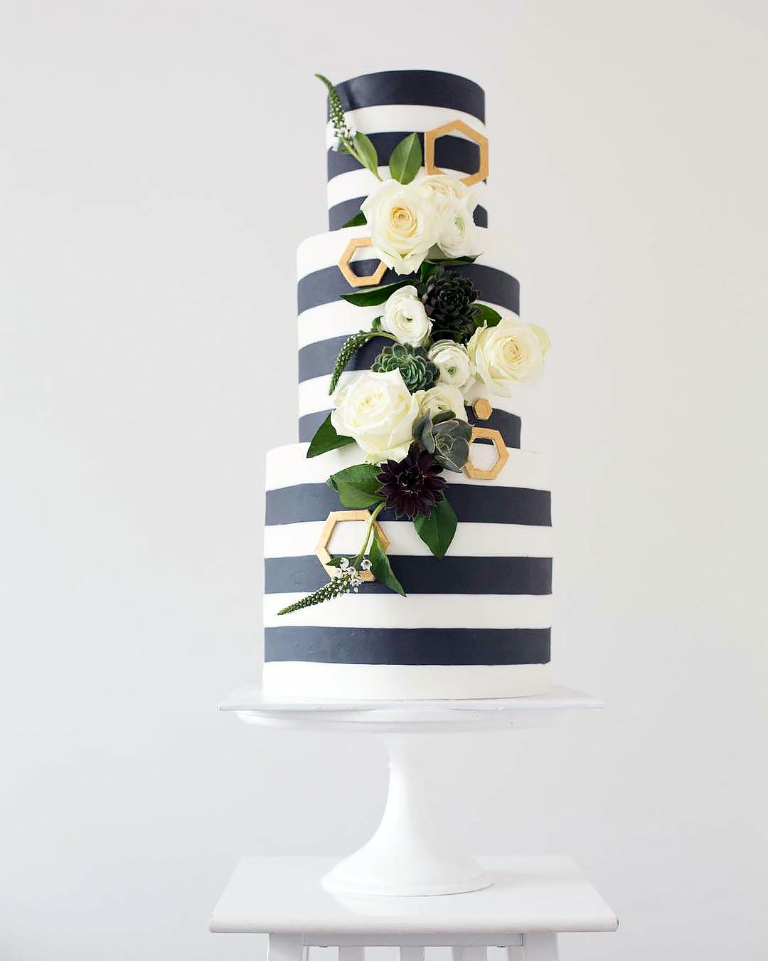 black and white wedding cakes stripes and white roses sweetbakes_