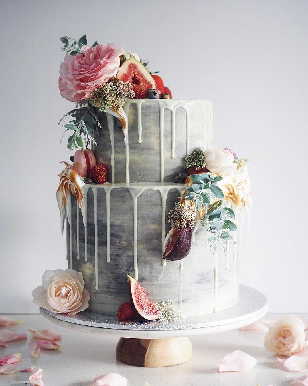drip wedding cakes gray flowers
