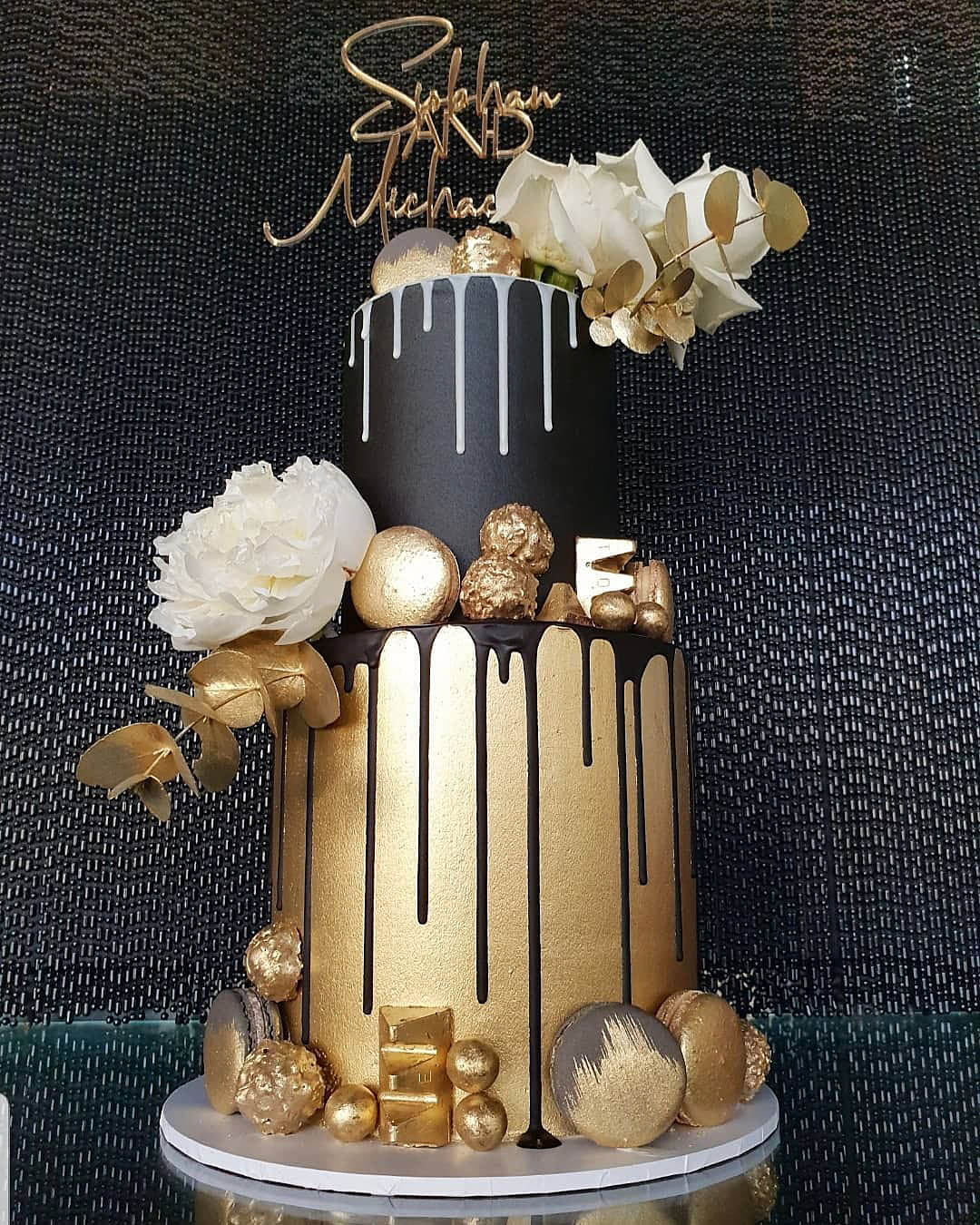 drip wedding cakes modern drip cake gold black