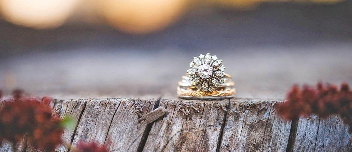 30 Floral Engagement Rings: Stunning Engagement Rings