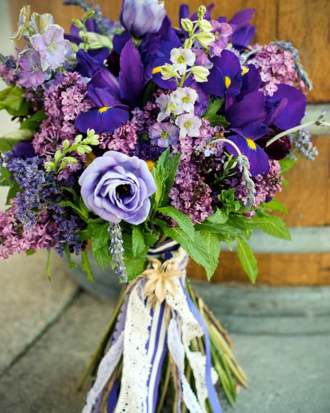 gorgeous summer wedding bouquets jennifer peel photography blue