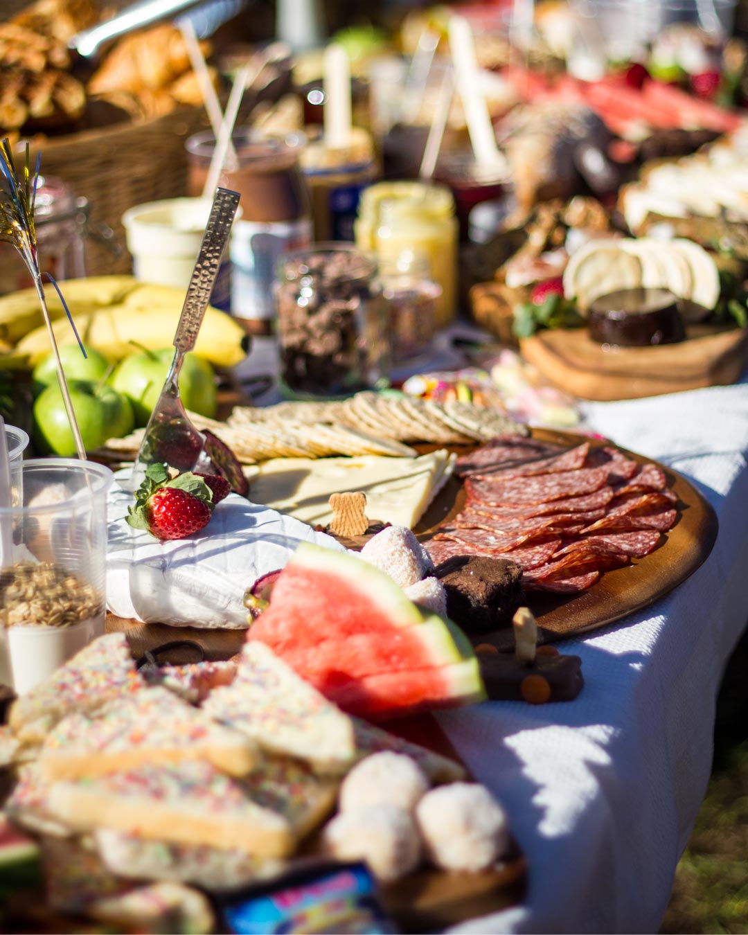 wedding summer food ideas table buffet