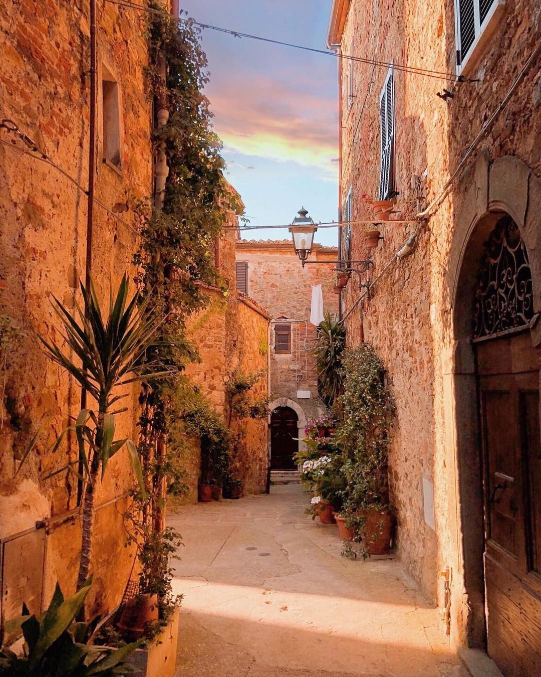 best honeymoon destinations narrow strets tuscanypeople