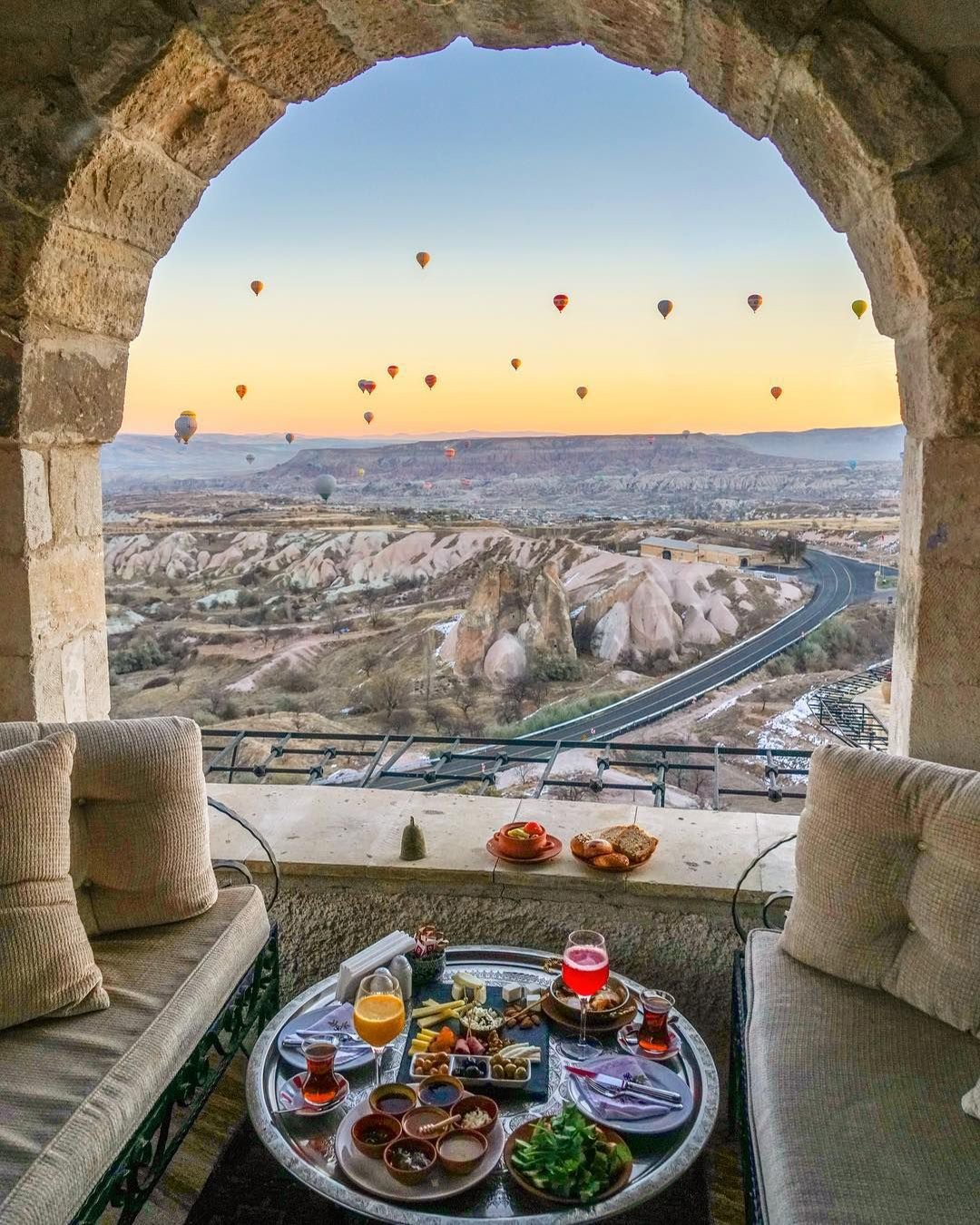 best honeymoon resorts kapadokya museum breakfast and baloons neskirimli