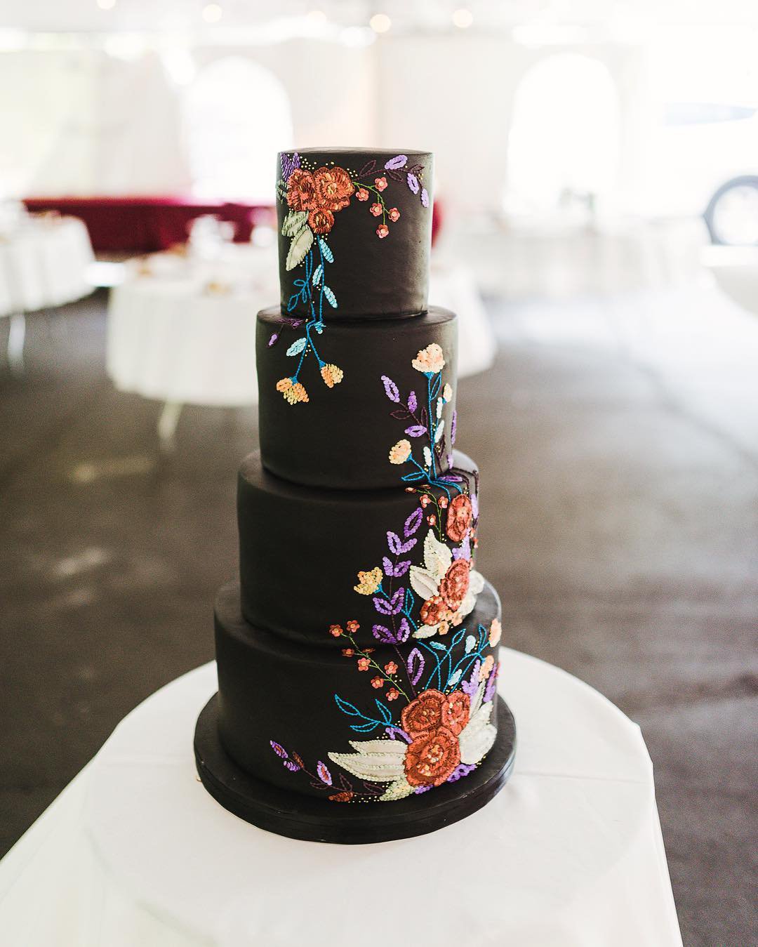 black wedding cake rustic cake milkandhoneymi