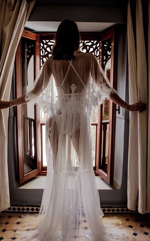 The Bride-To-Be's Ultimate Guide To Lingerie Shopping!