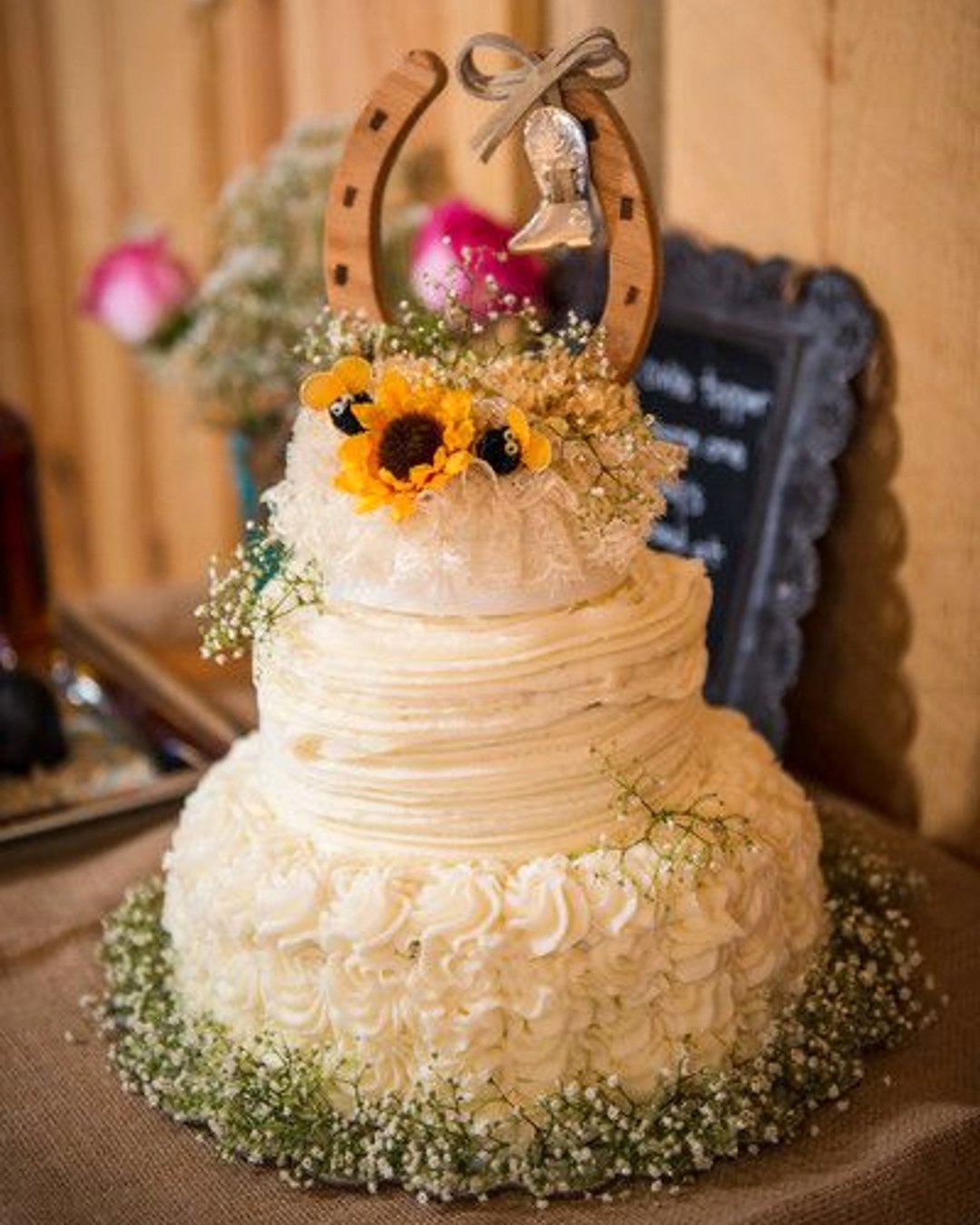 fall wedding cakes buttercream rustic with sunlowers and baby breath tannawhitephotography