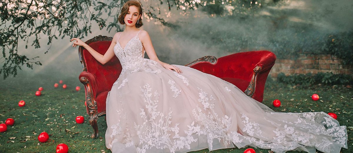 18 Most Pinned Wedding Dresses + FAQs