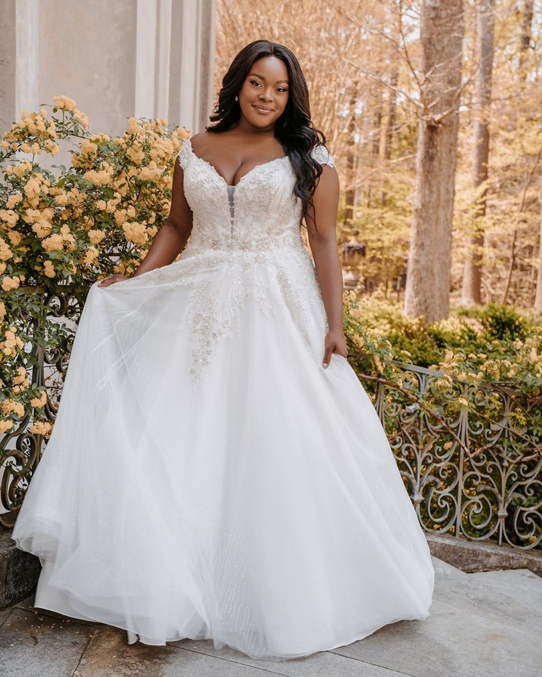 bride wedding gown for chubby