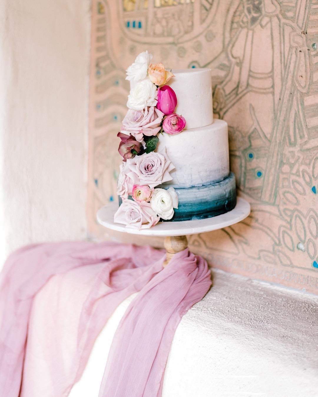 small wedding cakes floral rustic cake mapetitemaisoncakedesign