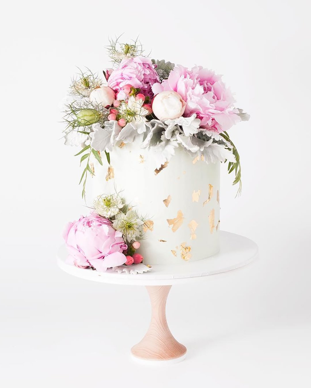 small wedding cakes near me