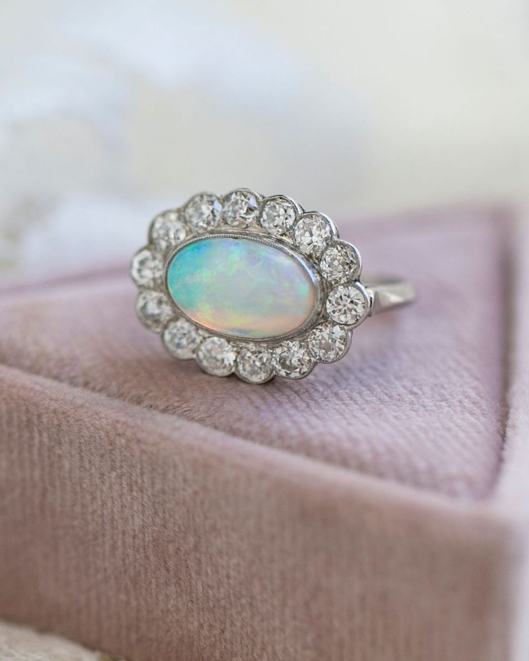 vintage engagement rings halo rings5