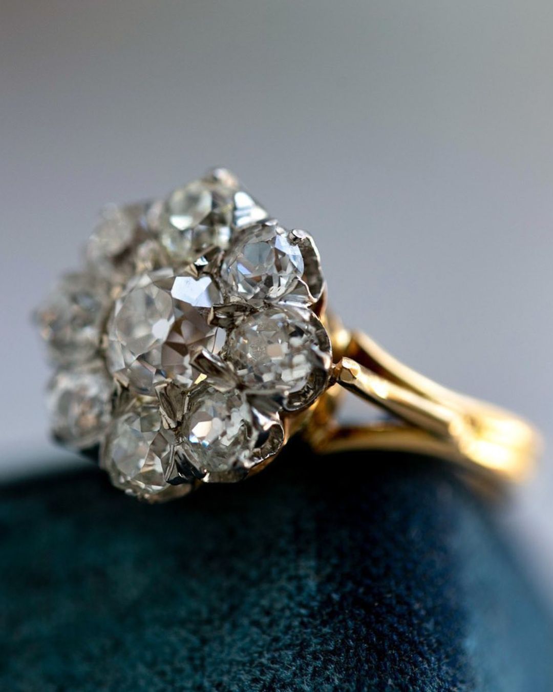 vintage engagement rings with diamonds