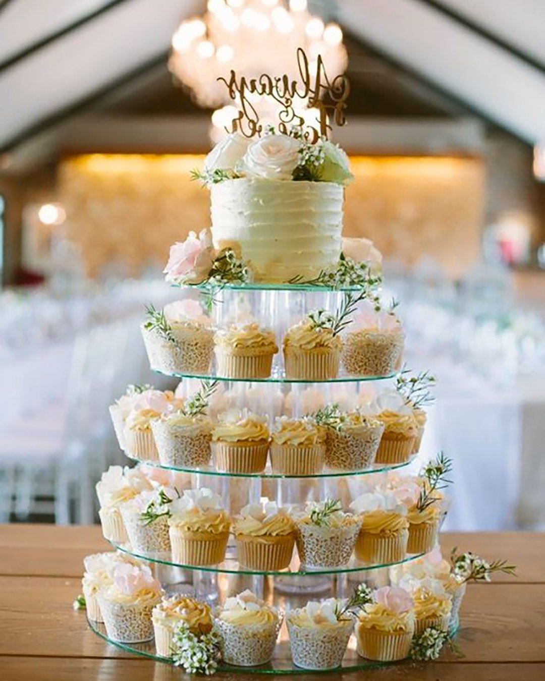 wedding cake alternatives small cake and cupcake Illuminate Photography