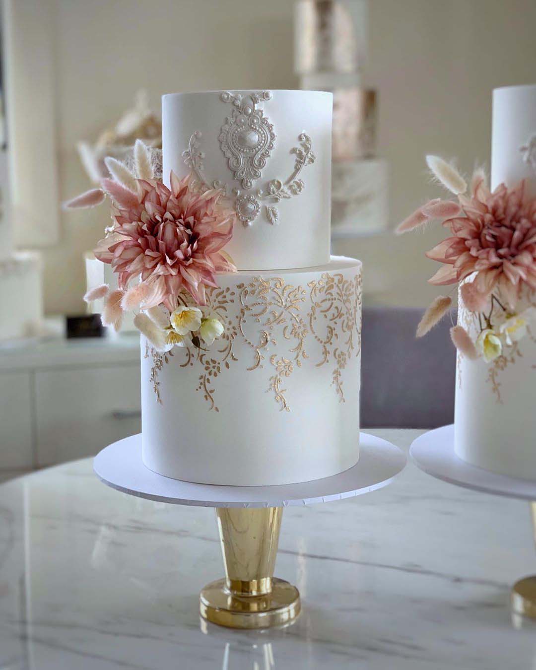 wedding cake designers white with dahlia iconic.cake