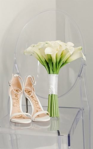 white wedding bouquets inspiration