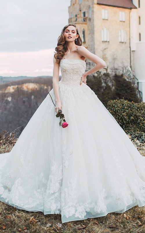 Ball Gown Wedding Dresses Fit For A Queen