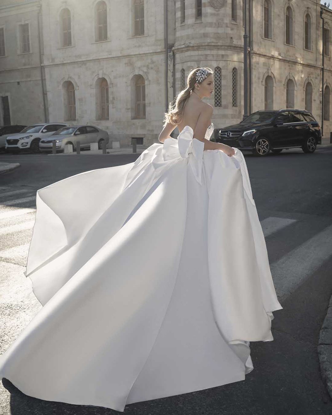 ball gown wedding dresses simple with bow low back pnina tornai