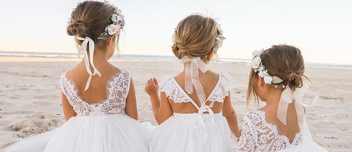 Etiquette & Tips for Flower Girl + Outfit Ideas