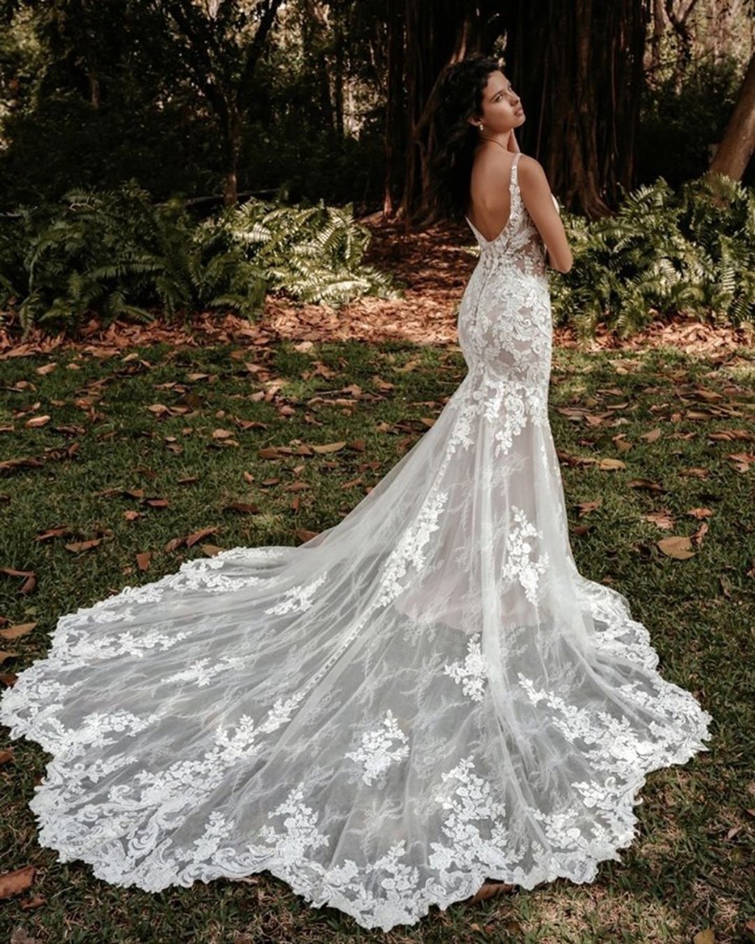 Lace Wedding Dresses: 33 Equisite Looks 