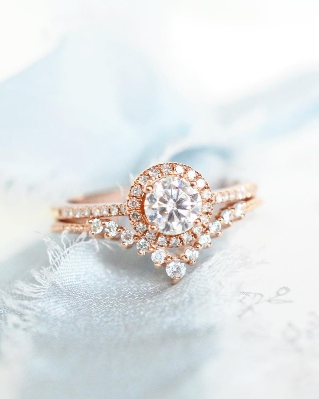rose gold wedding rings halo rings