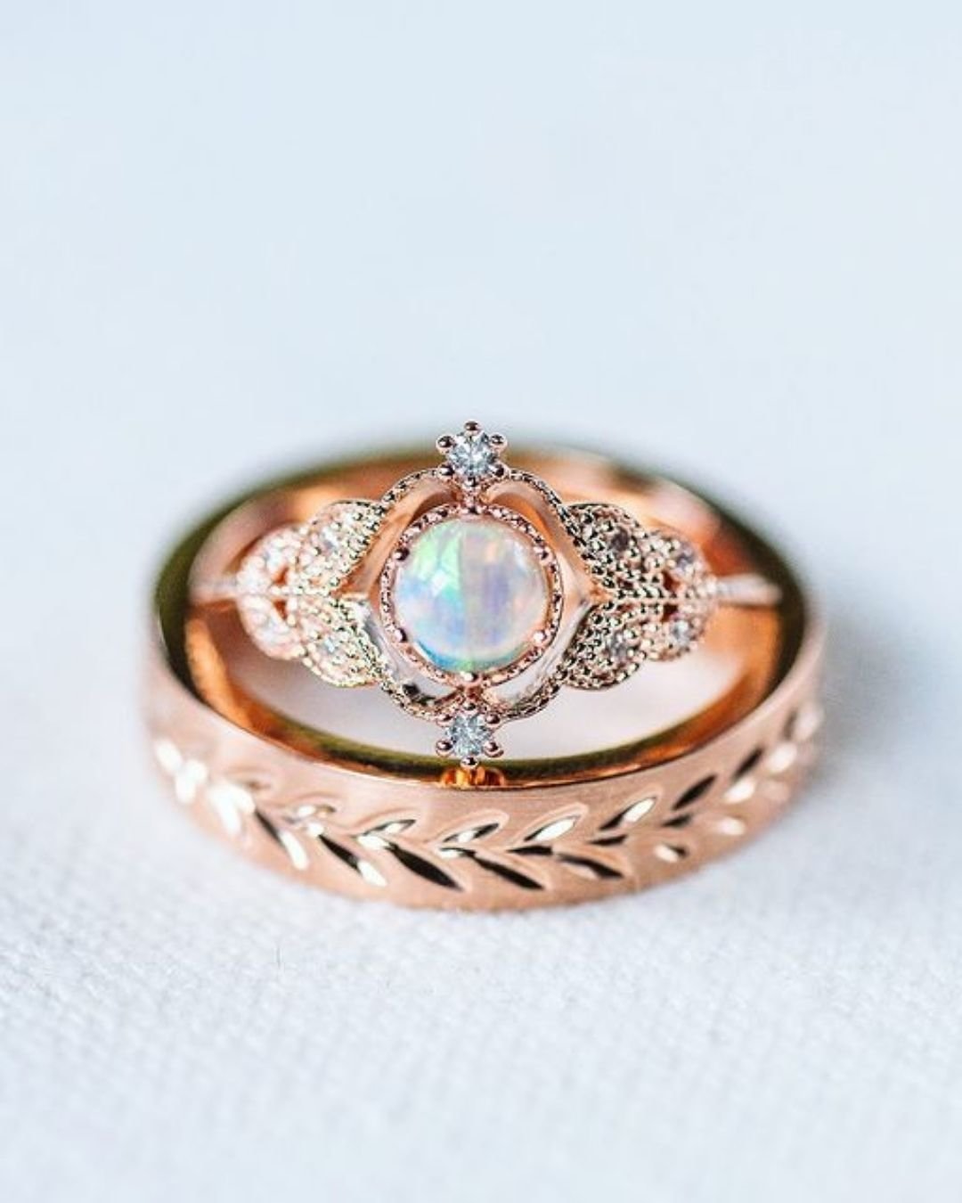 rose gold wedding rings modern rings1