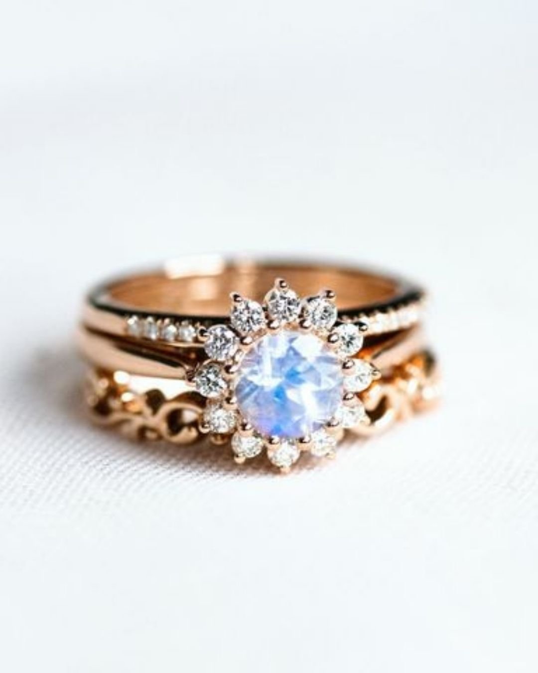 rose gold wedding rings modern rings2