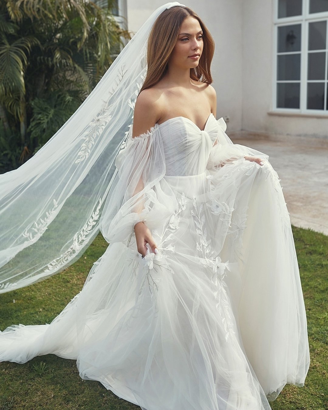 sweetheart neckline wedding dress a line with sleeves strapless lihihod