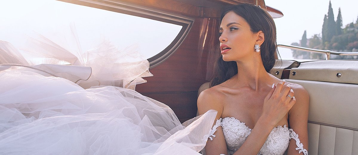 21 Sweetheart Neckline Wedding Dress Ideas For Brides