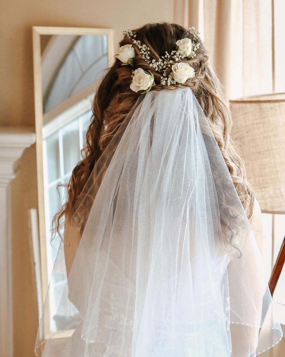 30 Always Feminine Vintage Wedding Hairstyles | Wedding Forward