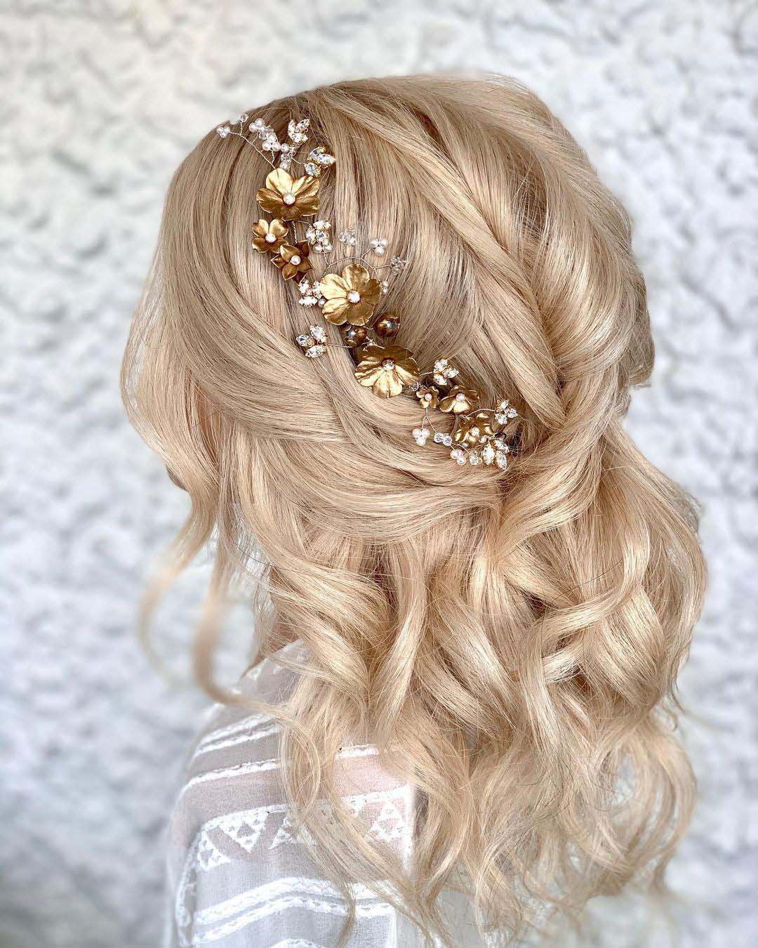 wedding hairstyles for medium hair down clairehartleystylist