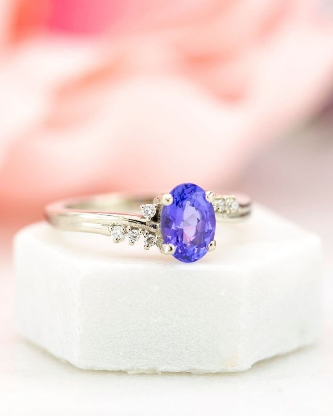 anniversary rings with sapphires2