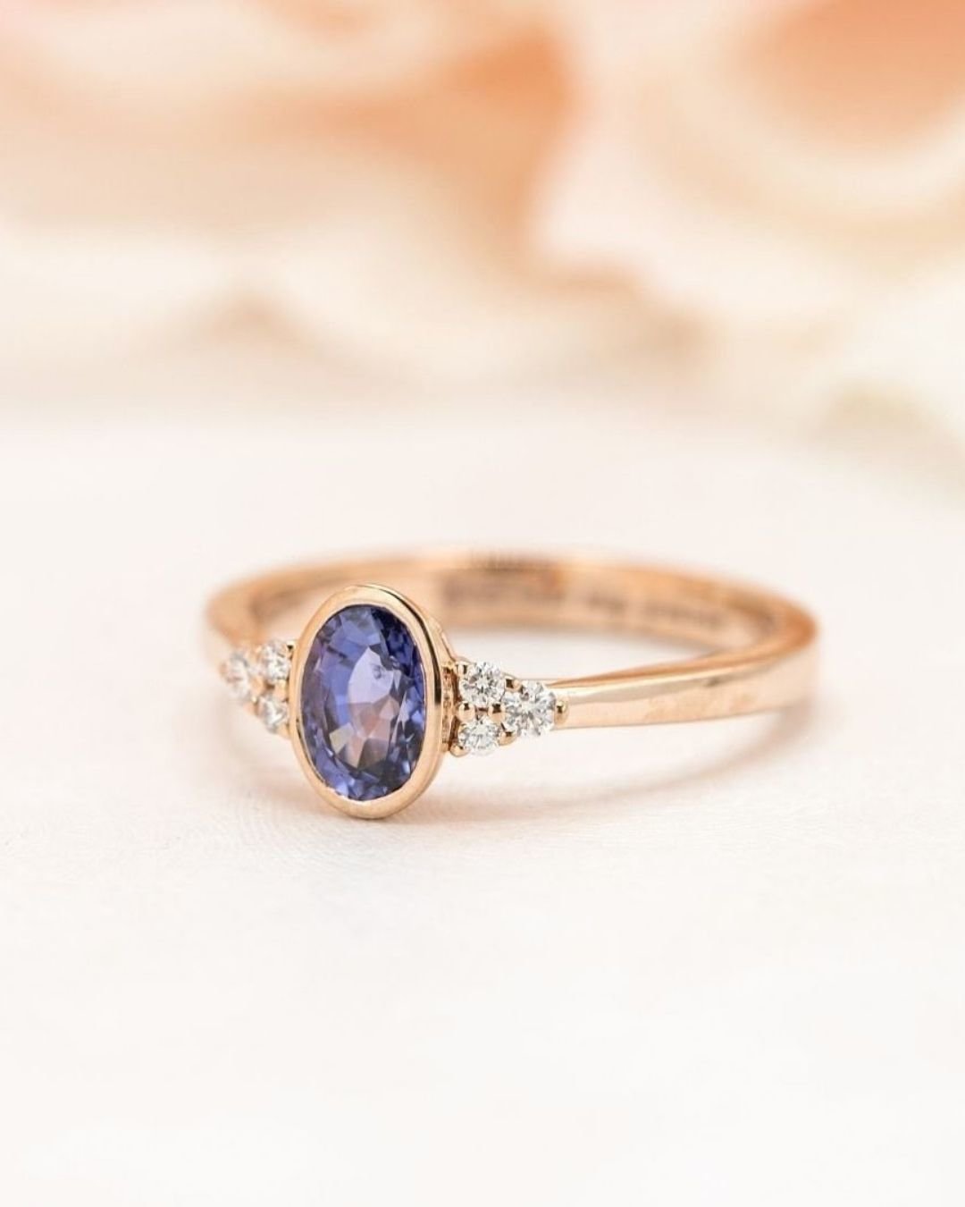 anniversary rings with sapphires