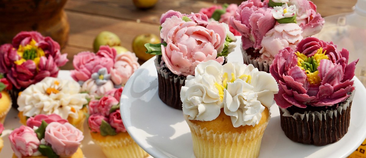 24 Flower Wedding Cupcakes That Look Like Real Flowers