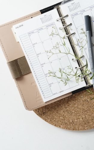 Wedding Day Timeline For Great Party: Your Ultimate Guide For 2021