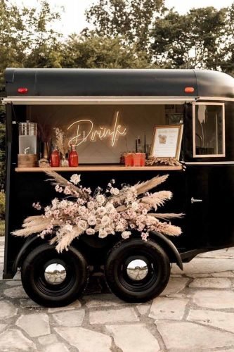 Wedding Drinks Truck by Mackenizealezander photography - hero