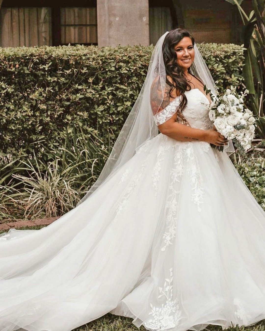plus size dresses for winter wedding