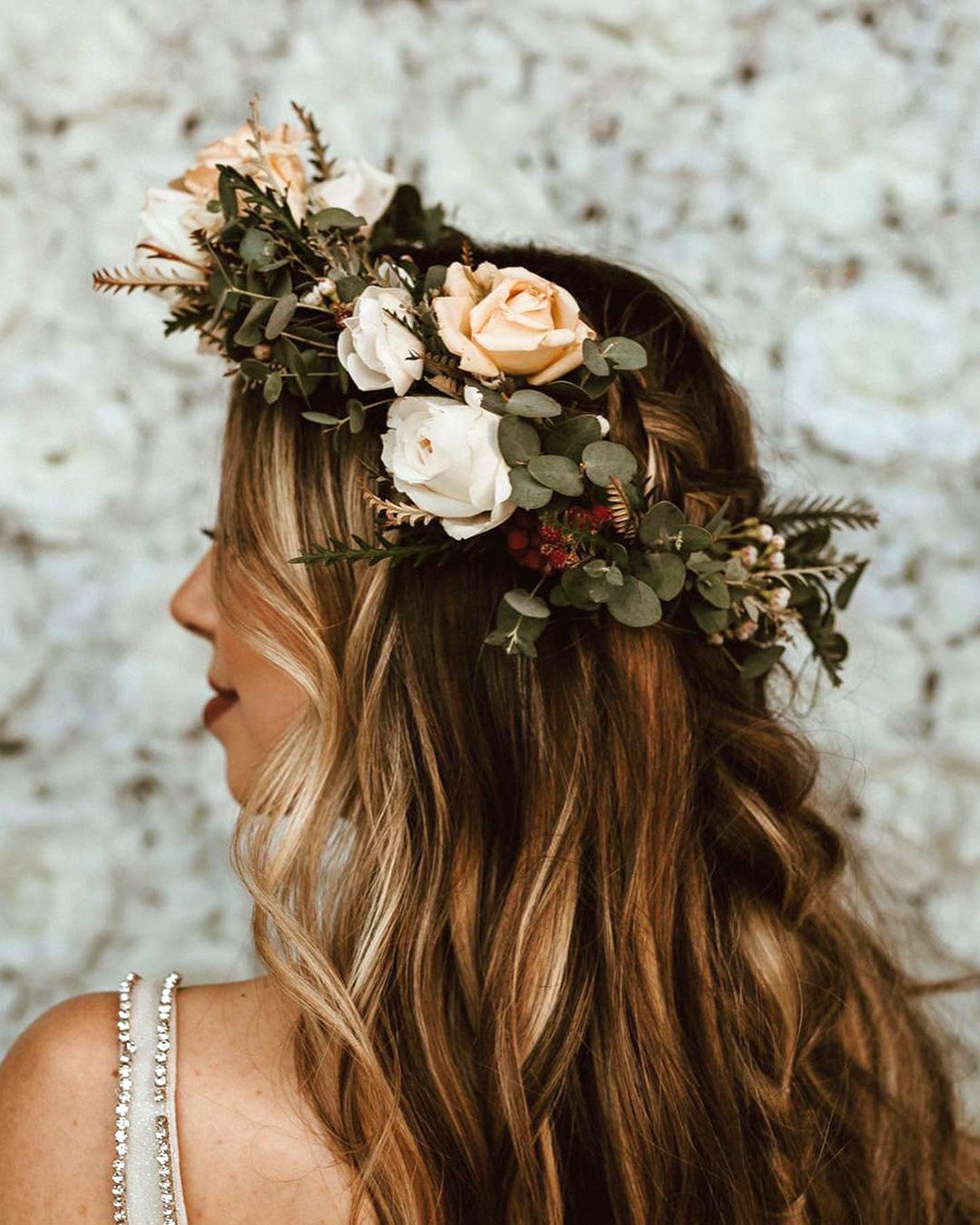 rustic wedding hairstyles flower crown with roses on long hair rebecca.murphy.beauty