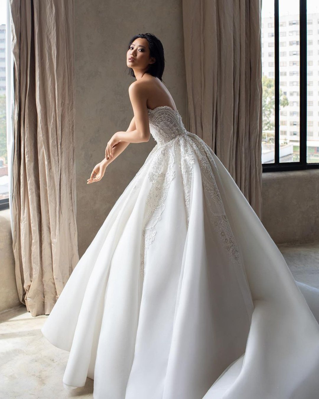 ballroom wedding gowns