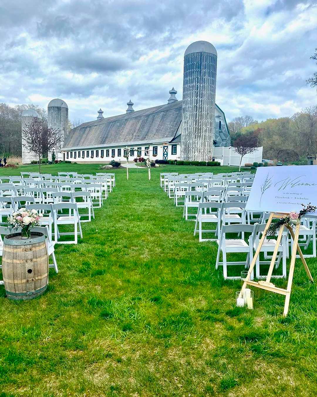 rustic wedding venues in new jersey outdoor aisle