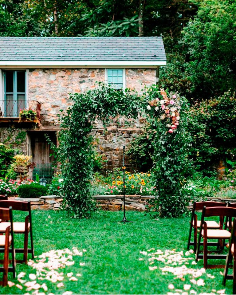 Rustic Wedding Venues In New Jersey (Reviews & Prices)