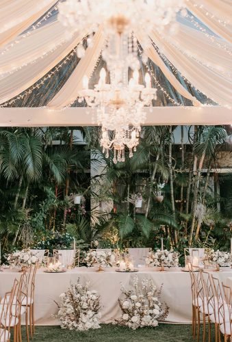 Wow Your Guests With These Trendy Tropical Wedding Decor Ideas