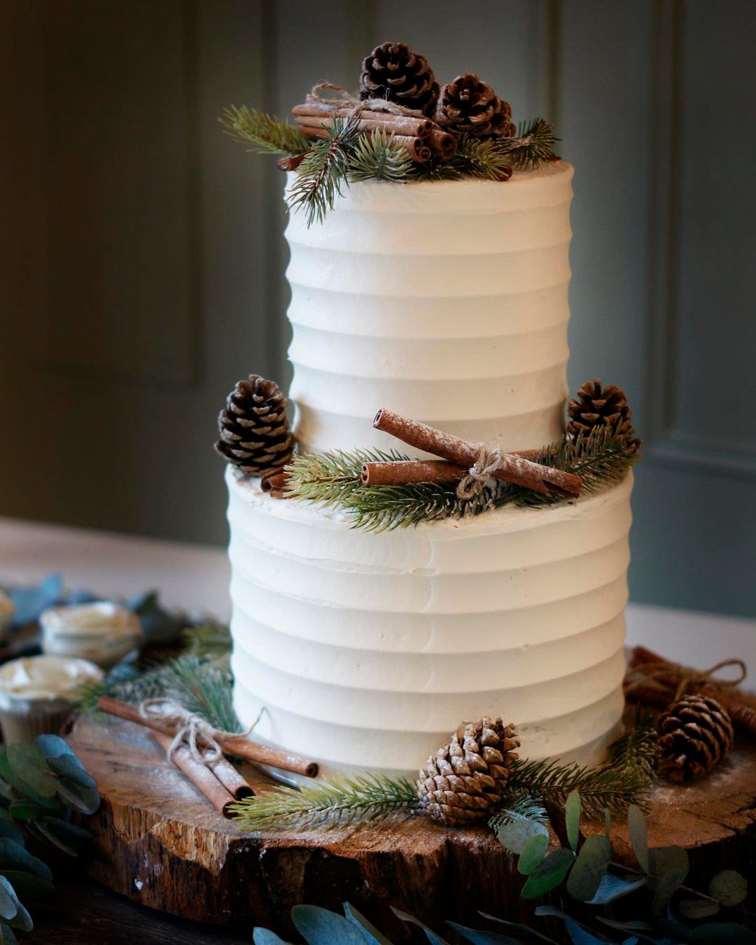 winter wedding cakes green cones