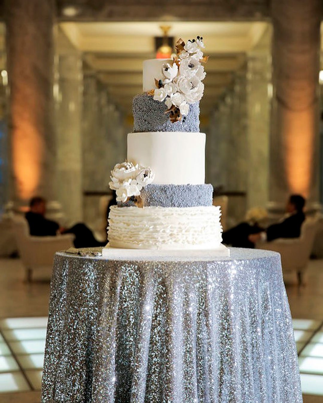 winter wedding cakes silver shimmer