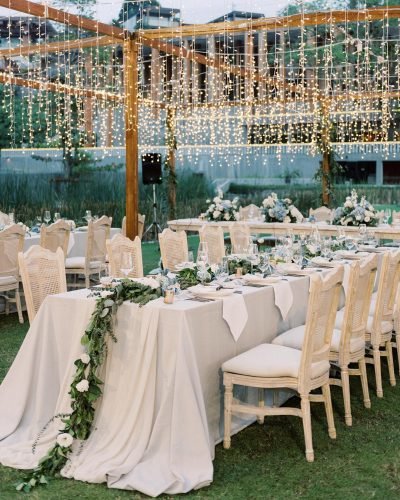 Beautiful and Cheap Wedding Decorations ∣ WeddingForward.com