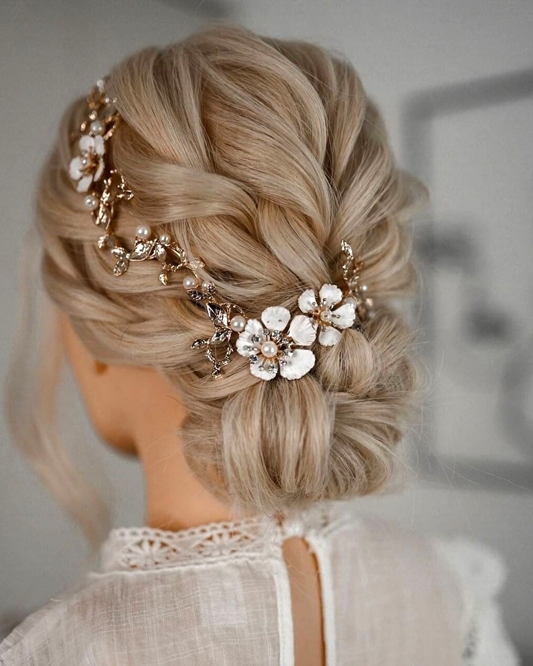 Classic Wedding Hairstyles: 30+ Best 