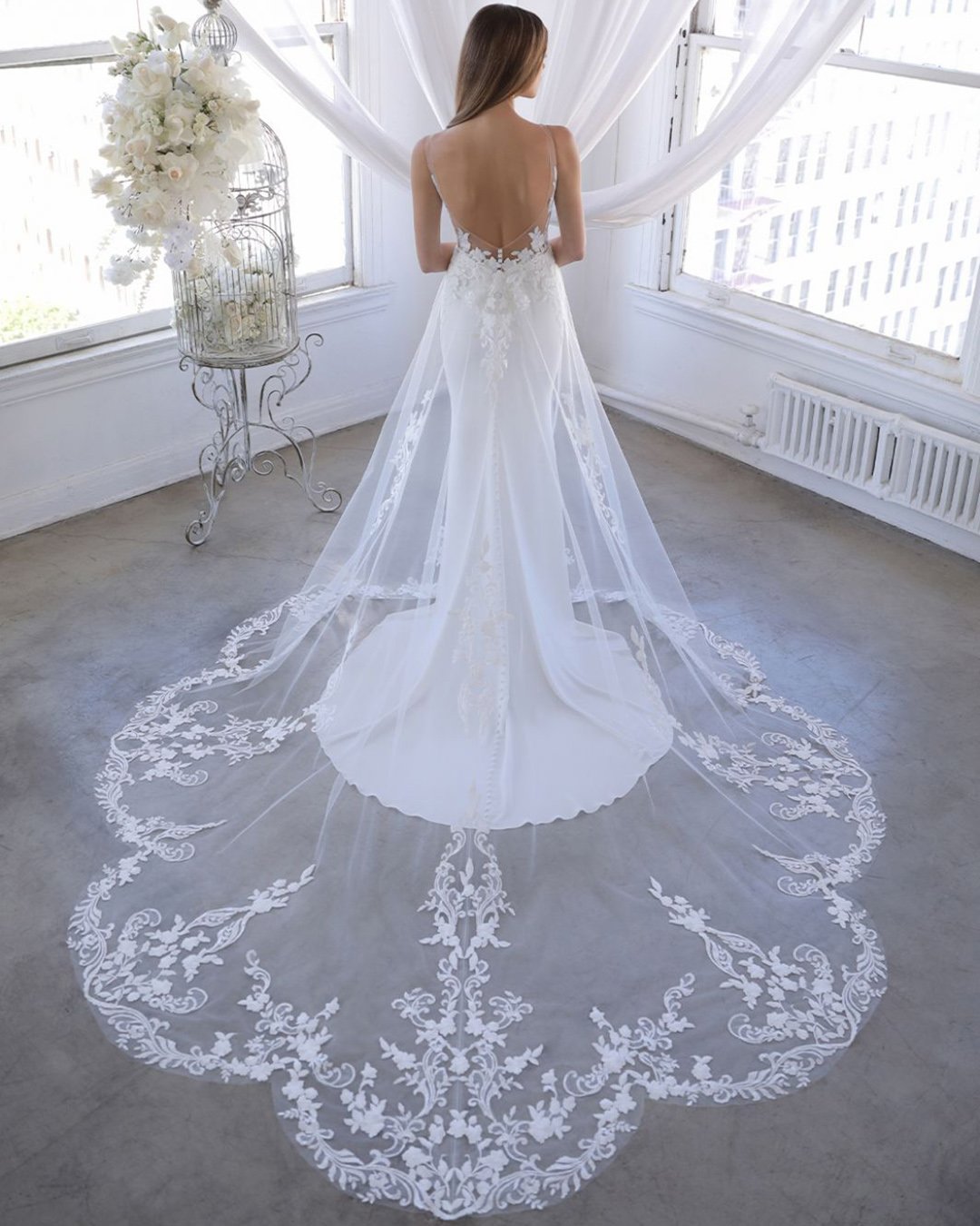 enzoani wedding dresses with spaghetti straps backless train lace