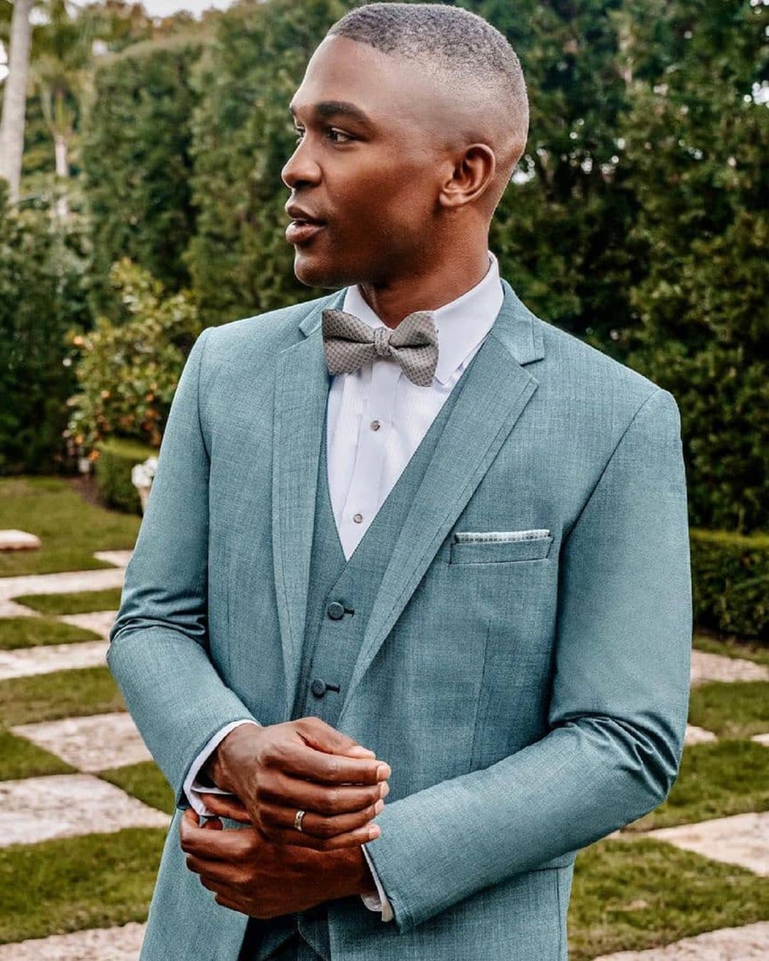 groom attire vest with bow tie masculinoformal