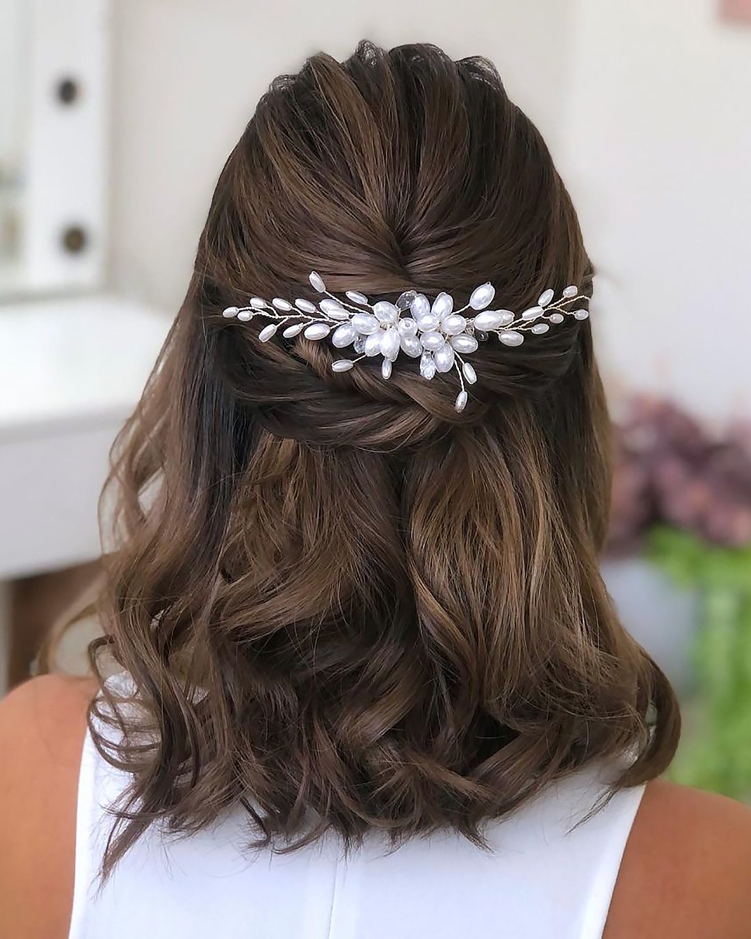 Half Up Half Down Wedding Hairstyles 22 23 Guide 70 Looks
