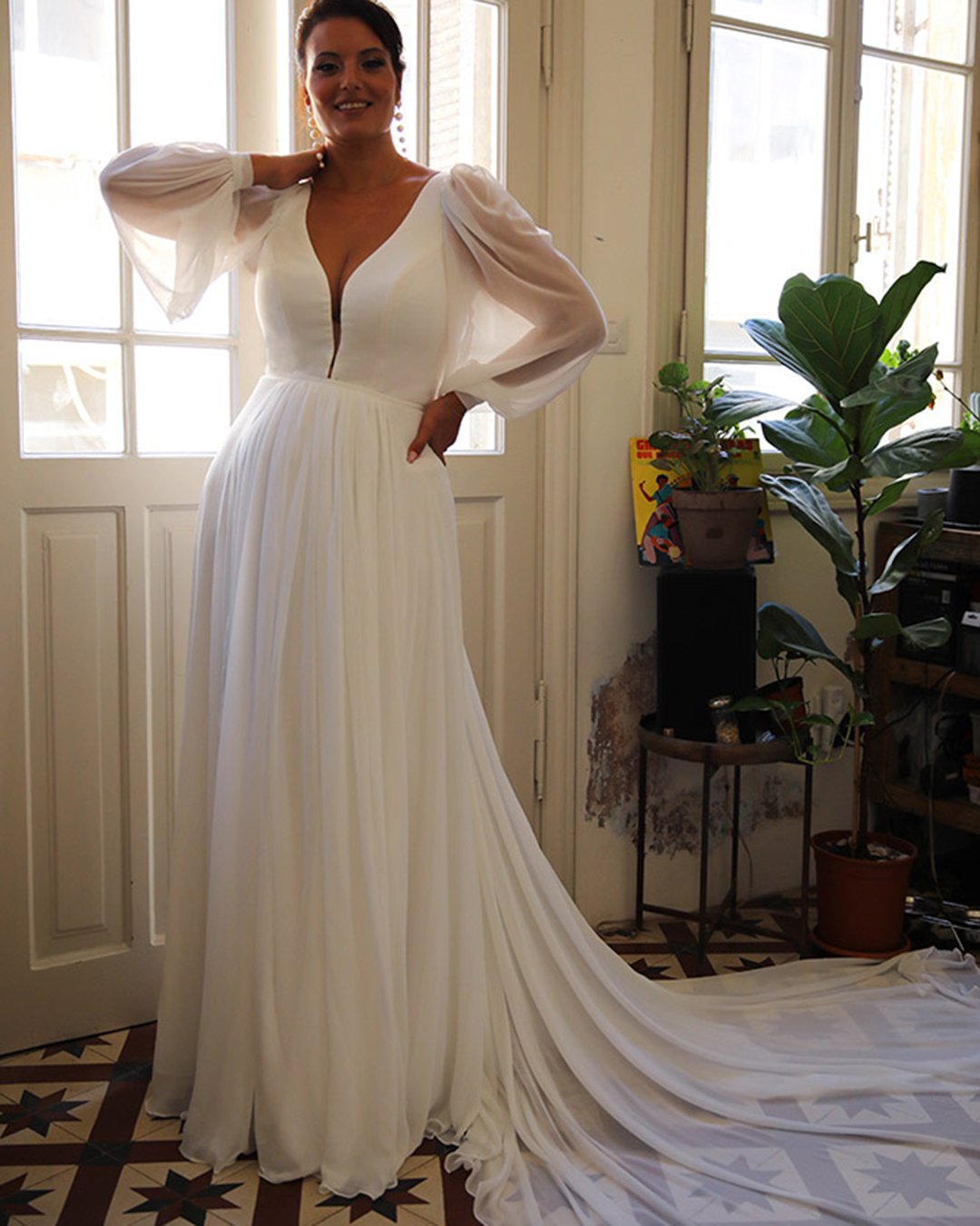 long sleeve v neck plus size